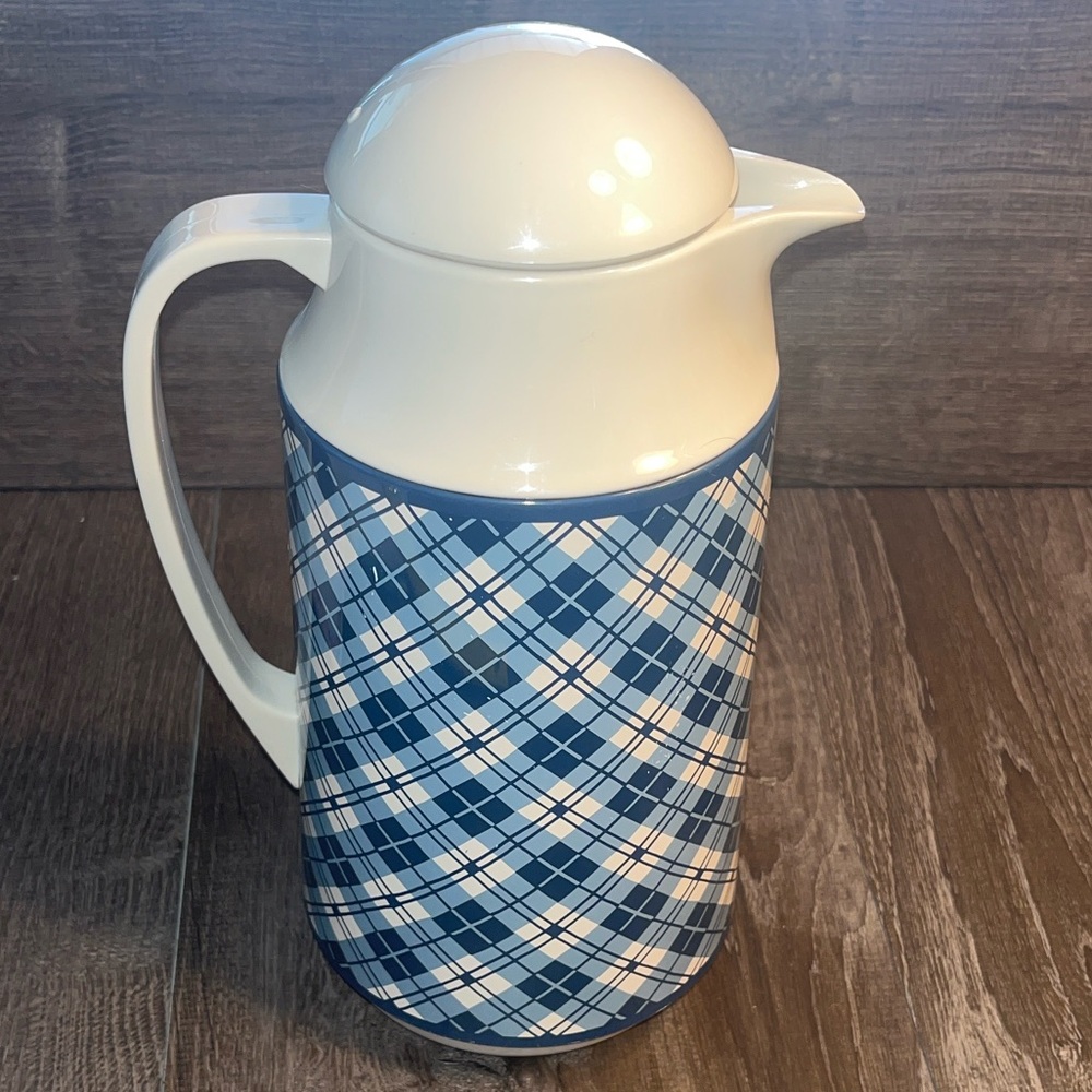Corning Thermique vintage Blue and White Plaid Insulated Pitcher